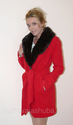 Модное кашемировое пальто из новой коллекции